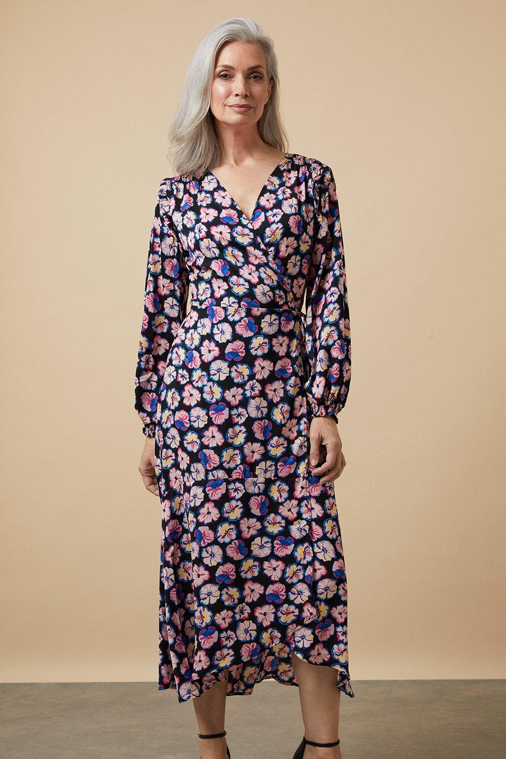 Daisy Print Wrap Dress | Wallis EU